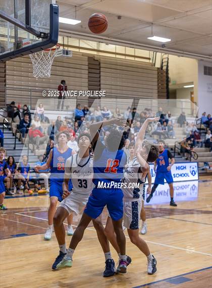 Thumbnail 2 in Graham-Kapowsin @ Olympia photogallery.