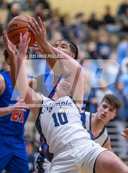 Thumbnail 3 in Graham-Kapowsin @ Olympia photogallery.