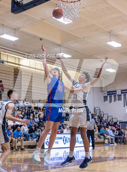 Thumbnail 2 in Graham-Kapowsin @ Olympia photogallery.