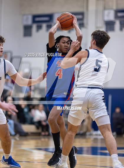 Thumbnail 3 in Graham-Kapowsin @ Olympia photogallery.