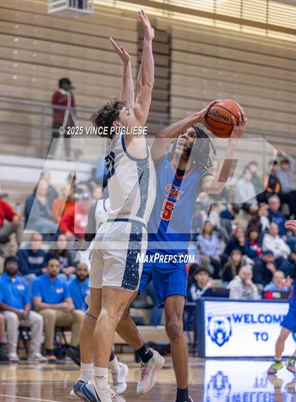 Thumbnail 1 in Graham-Kapowsin @ Olympia photogallery.