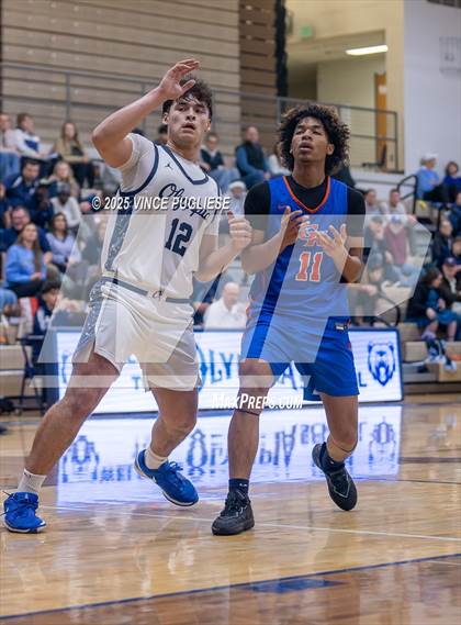 Thumbnail 2 in Graham-Kapowsin @ Olympia photogallery.