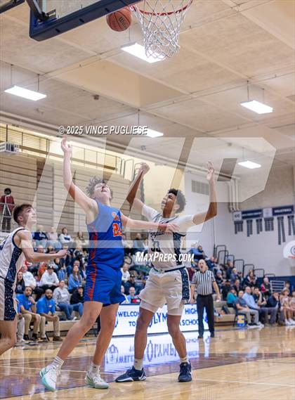 Thumbnail 3 in Graham-Kapowsin @ Olympia photogallery.