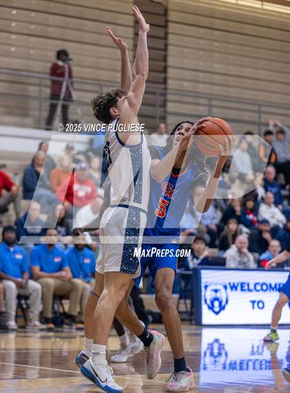 Thumbnail 3 in Graham-Kapowsin @ Olympia photogallery.