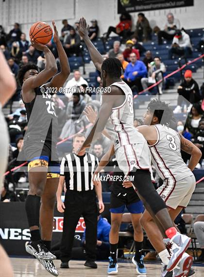 Thumbnail 3 in IMG Academy vs. Sunrise Christian Academy (Metro Classic) photogallery.