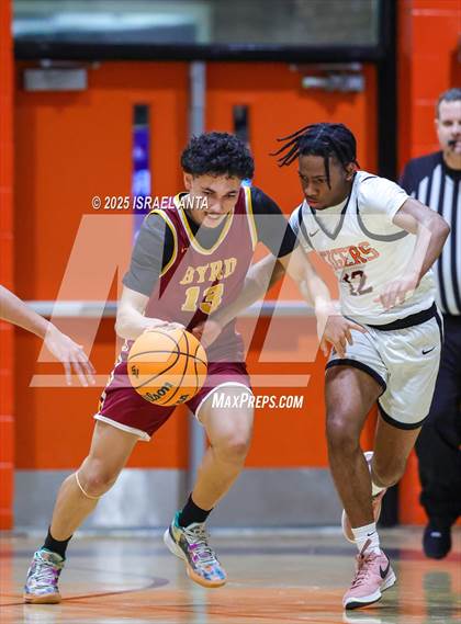 Thumbnail 1 in Douglas Byrd @ South View photogallery.