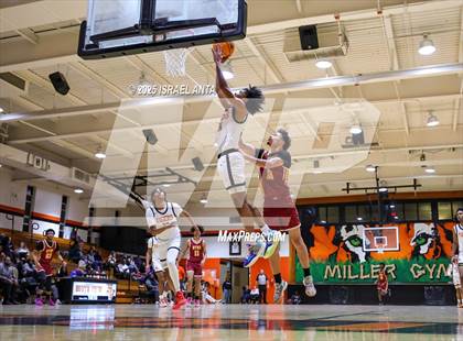 Thumbnail 1 in Douglas Byrd @ South View photogallery.
