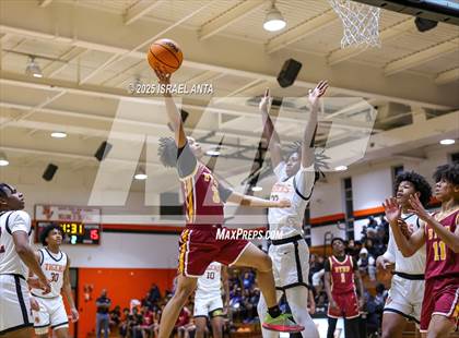 Thumbnail 2 in Douglas Byrd @ South View photogallery.