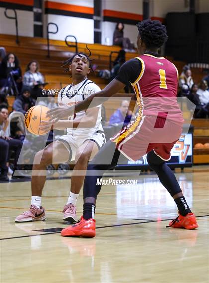 Thumbnail 3 in Douglas Byrd @ South View photogallery.