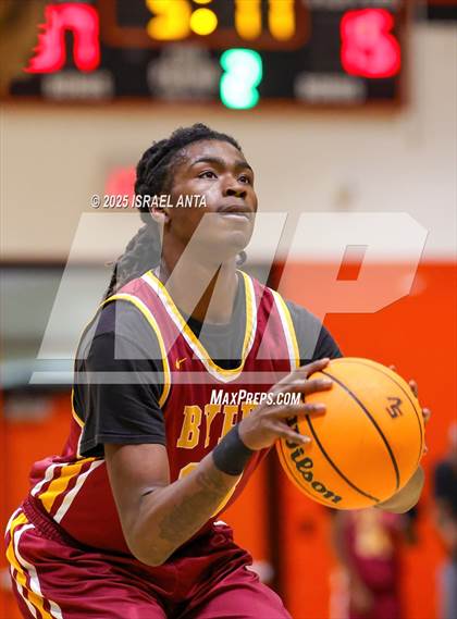 Thumbnail 3 in Douglas Byrd @ South View photogallery.