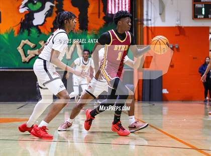Thumbnail 2 in Douglas Byrd @ South View photogallery.