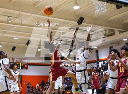 Thumbnail 3 in Douglas Byrd @ South View photogallery.