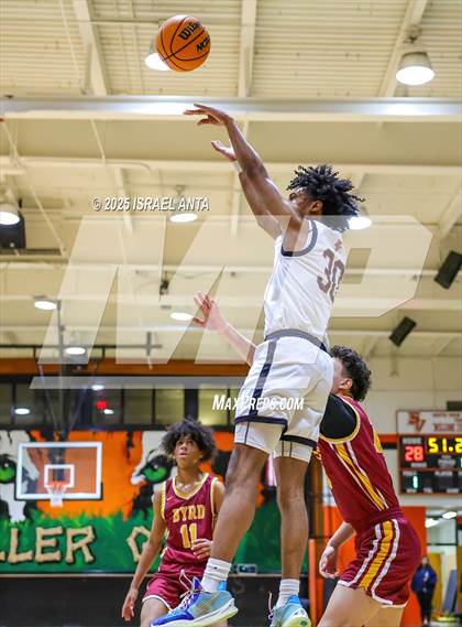 Thumbnail 1 in Douglas Byrd @ South View photogallery.
