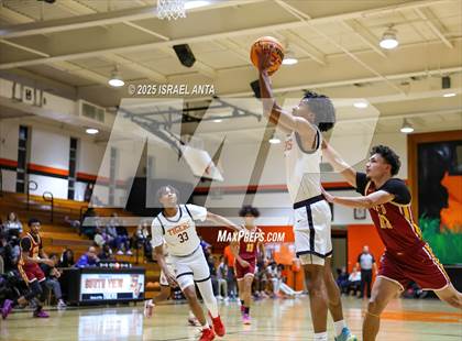 Thumbnail 3 in Douglas Byrd @ South View photogallery.