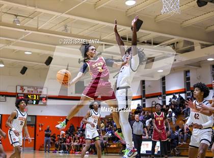 Thumbnail 2 in Douglas Byrd @ South View photogallery.