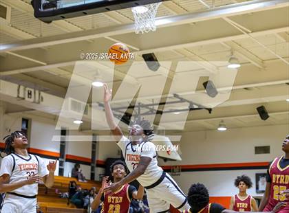 Thumbnail 1 in Douglas Byrd @ South View photogallery.