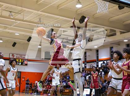 Thumbnail 3 in Douglas Byrd @ South View photogallery.