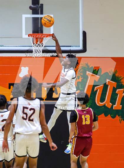 Thumbnail 2 in Douglas Byrd @ South View photogallery.