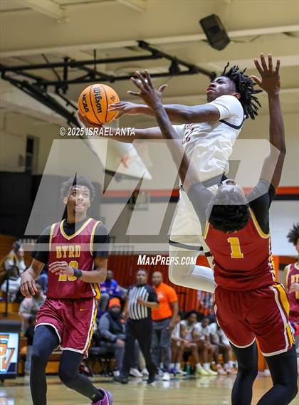 Thumbnail 3 in Douglas Byrd @ South View photogallery.