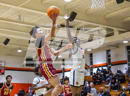 Thumbnail 3 in Douglas Byrd @ South View photogallery.