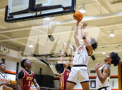 Thumbnail 2 in Douglas Byrd @ South View photogallery.