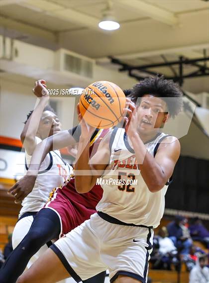 Thumbnail 3 in Douglas Byrd @ South View photogallery.