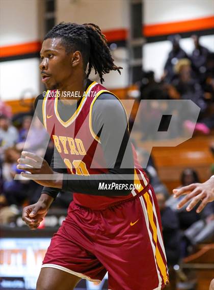 Thumbnail 2 in Douglas Byrd @ South View photogallery.
