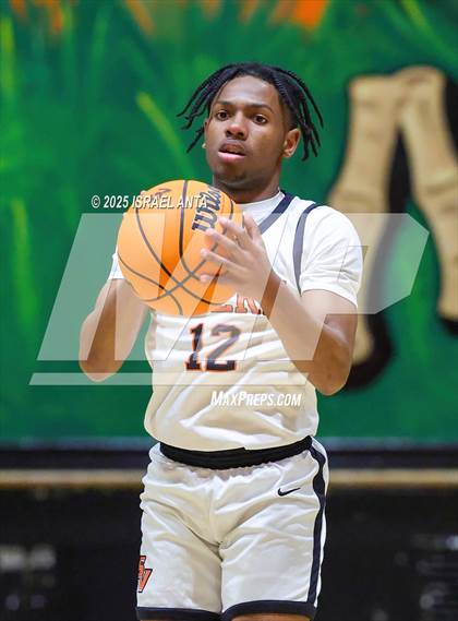 Thumbnail 2 in Douglas Byrd @ South View photogallery.