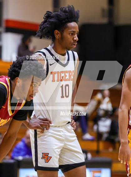 Thumbnail 3 in Douglas Byrd @ South View photogallery.