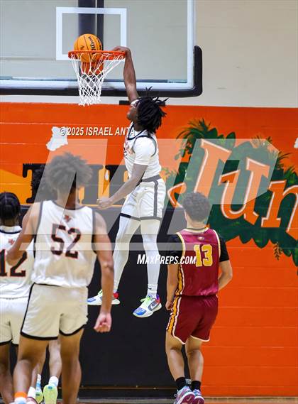 Thumbnail 3 in Douglas Byrd @ South View photogallery.