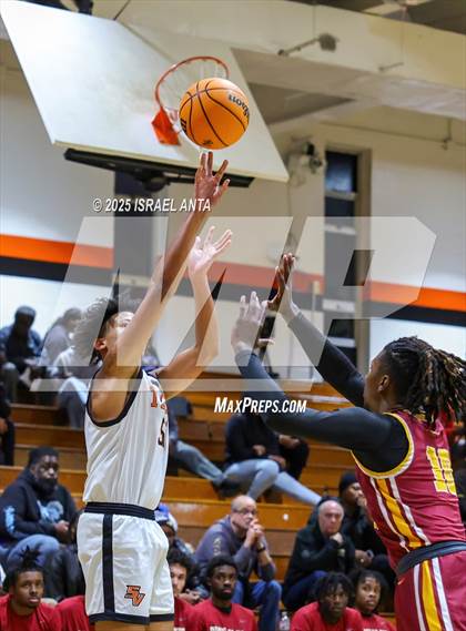 Thumbnail 1 in Douglas Byrd @ South View photogallery.