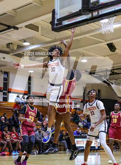 Thumbnail 1 in Douglas Byrd @ South View photogallery.