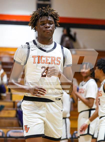 Thumbnail 1 in Douglas Byrd @ South View photogallery.