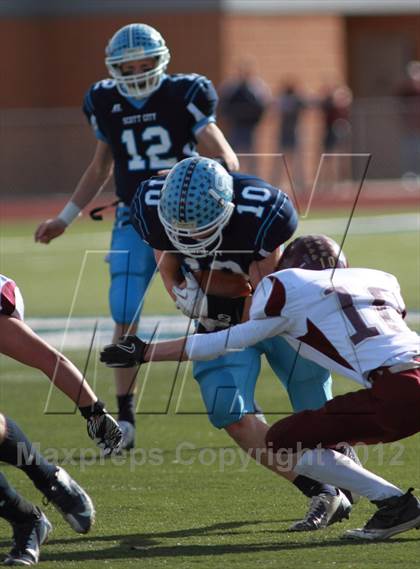 Thumbnail 2 in Scott vs. Silver Lake (KSHSAA 3A Final) photogallery.