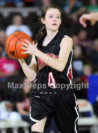 Thumbnail 3 in Poth vs. Winnsboro (UIL 2A Semifinal) photogallery.