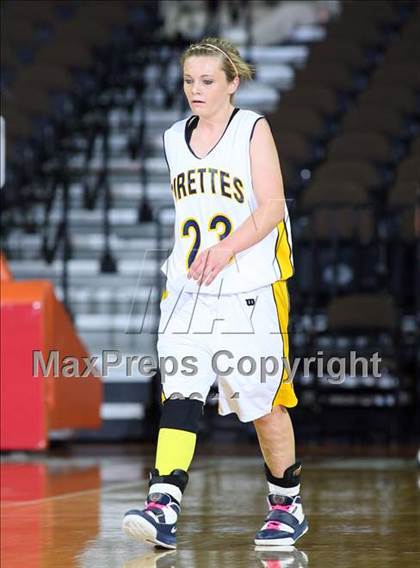 Thumbnail 3 in Poth vs. Winnsboro (UIL 2A Semifinal) photogallery.