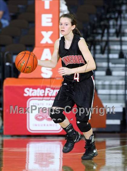 Thumbnail 1 in Poth vs. Winnsboro (UIL 2A Semifinal) photogallery.