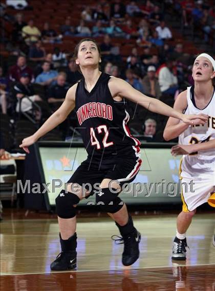 Thumbnail 3 in Poth vs. Winnsboro (UIL 2A Semifinal) photogallery.