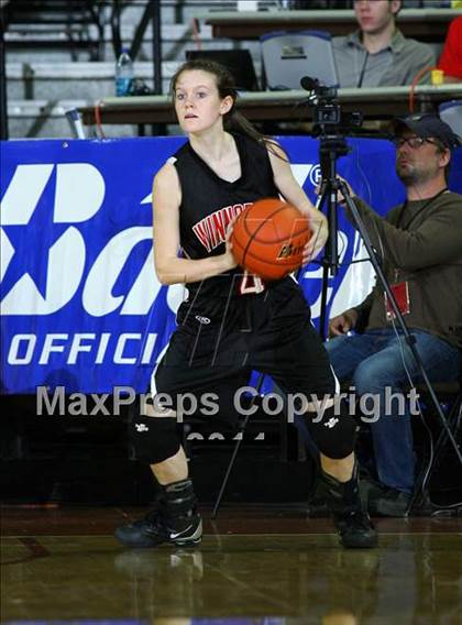 Thumbnail 1 in Poth vs. Winnsboro (UIL 2A Semifinal) photogallery.