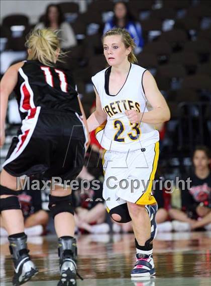 Thumbnail 1 in Poth vs. Winnsboro (UIL 2A Semifinal) photogallery.