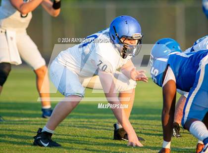 Thumbnail 2 in Menendez vs Clay (Kickoff Classic) photogallery.