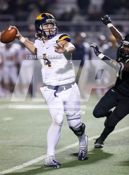 Thumbnail 1 in Oak Ridge @ Monterey Trail (CIF SJS D1 Semifinal Playoff) photogallery.