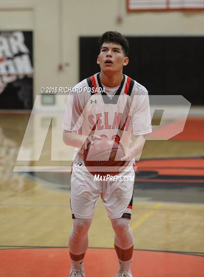 Thumbnail 3 in Selma vs. Madera South photogallery.