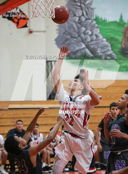Thumbnail 1 in Selma vs. Madera South photogallery.