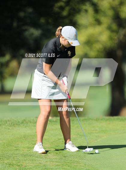 Thumbnail 3 in OHSAA D2 District (Pickaway C.C.) photogallery.