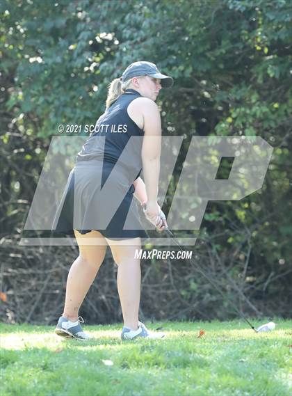 Thumbnail 2 in OHSAA D2 District (Pickaway C.C.) photogallery.