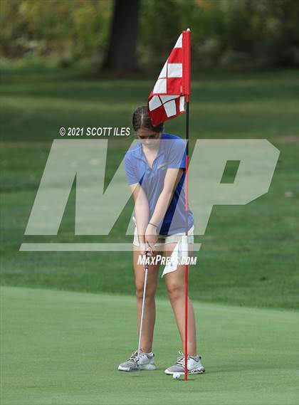 Thumbnail 2 in OHSAA D2 District (Pickaway C.C.) photogallery.