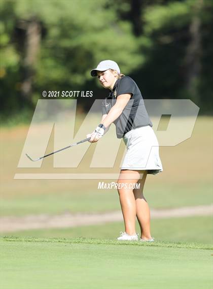 Thumbnail 1 in OHSAA D2 District (Pickaway C.C.) photogallery.
