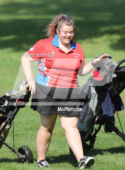 Thumbnail 2 in OHSAA D2 District (Pickaway C.C.) photogallery.