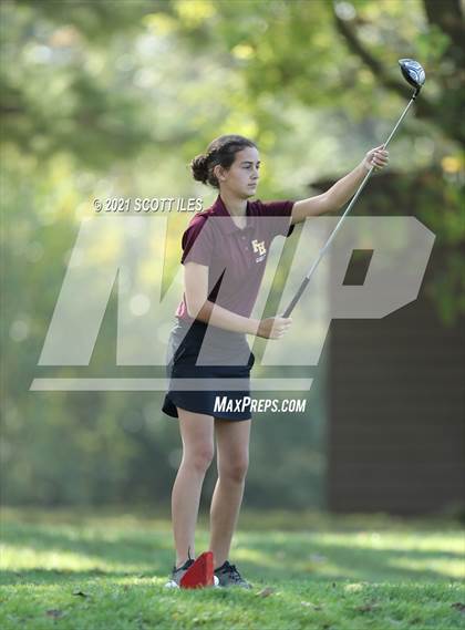 Thumbnail 1 in OHSAA D2 District (Pickaway C.C.) photogallery.